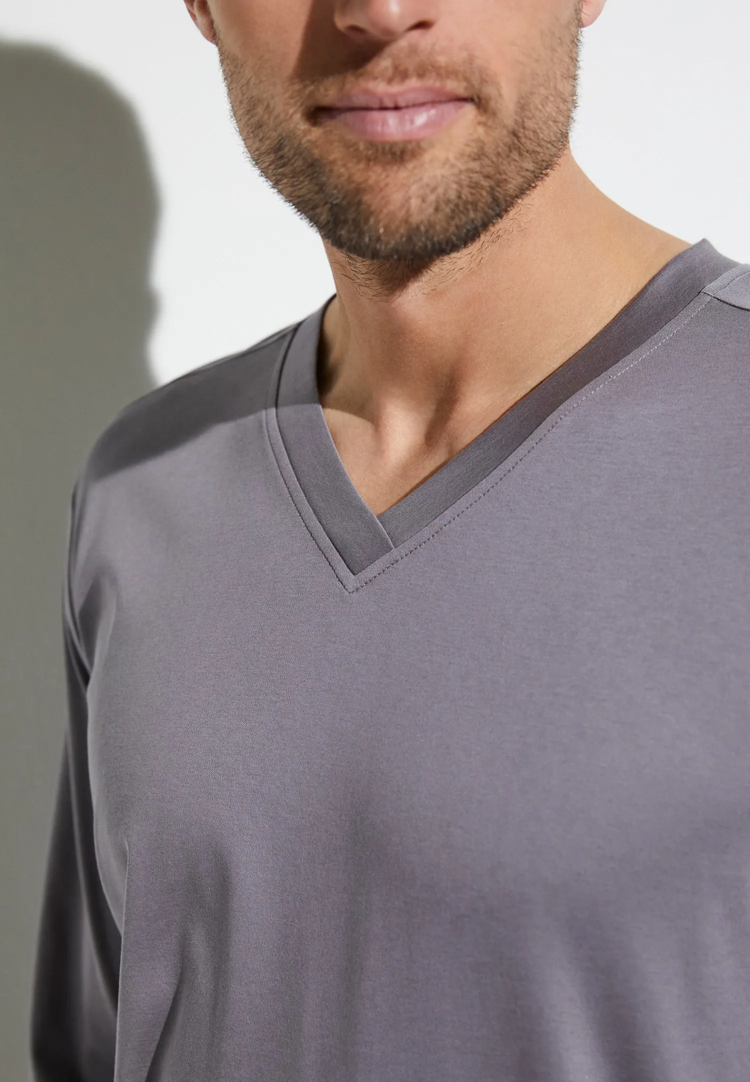 Supreme Green Cotton|T-Shirts Manches Longues-Zimmerli Supreme Green CottonT-Shirt à manches longues col en V - grey